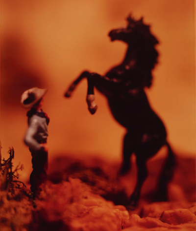 Zonder titel, uit de serie Wild West, 1989, Smithsonian American Art Museum, Anonieme gift. Courtesy David Levinthal Studio. c/o Pictoright Amsterdam 2025.